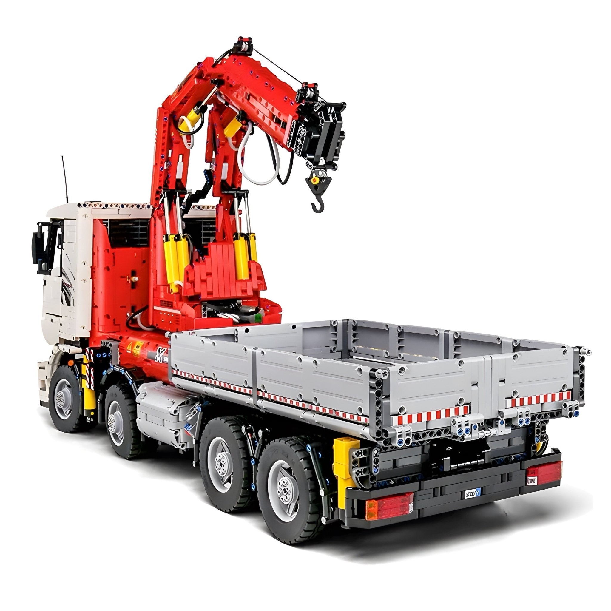 REMOTE CONTROLLED CRANE TRUCK | 8238PCS - BRICKS LAB